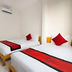 Collection O Madam Cuc Bui Vien Hotel.