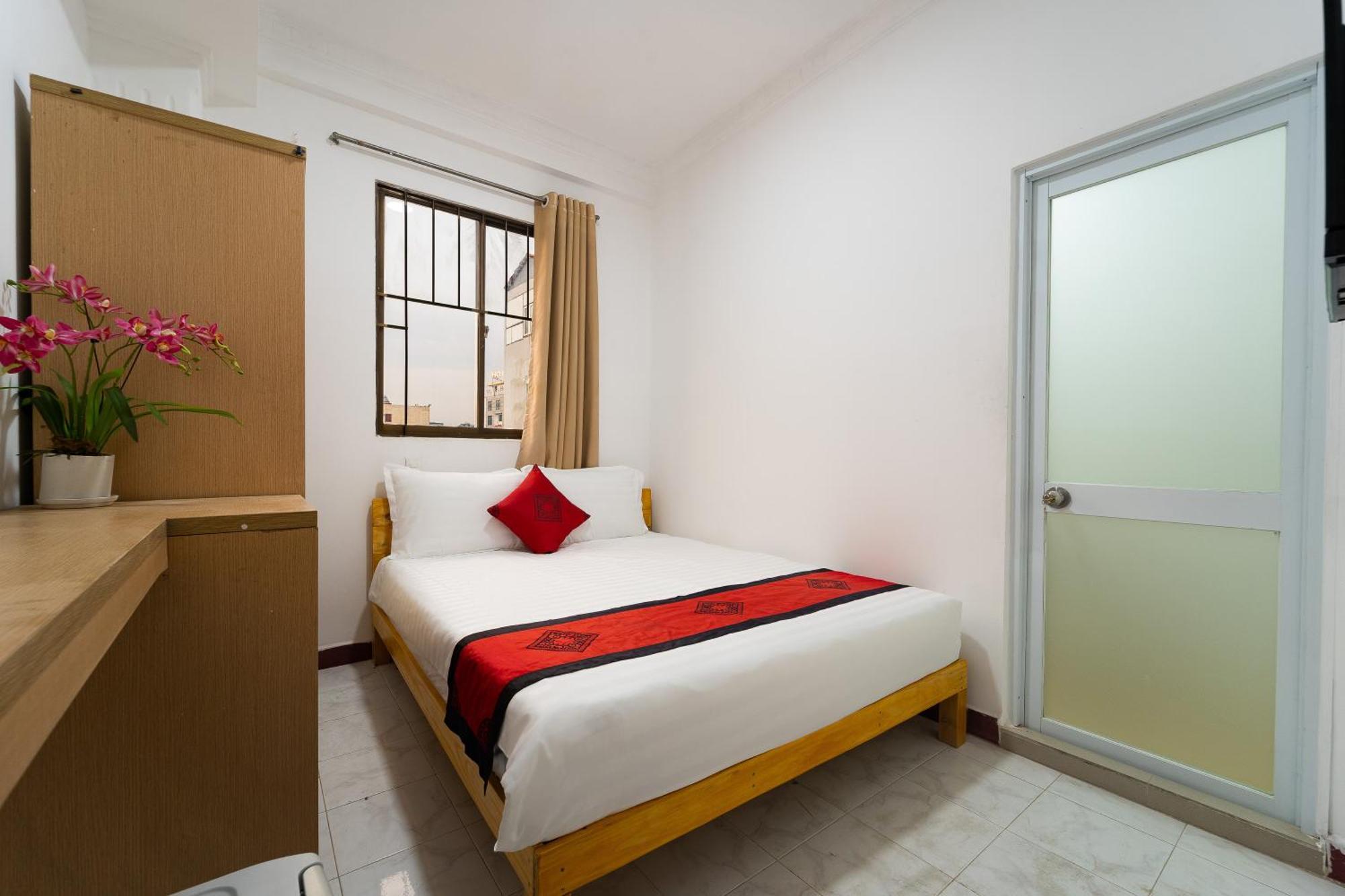 Collection O Madam Cuc Bui Vien Hotel. 3*